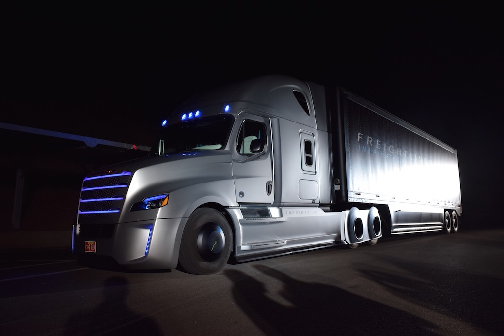 Freightliner Self Driving Truck - Trucking Safety Expert Witness